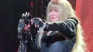 Go your own way by Fleetwood Mac  December 11 2018 LA Forum