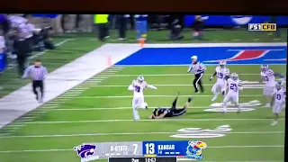 Blocked Extra point attempt by Kansas State returned for 2 point conversion against Kansas.