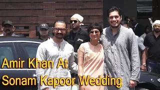 Aamir Khan With Family At Sonam Kapoor Grand Wedding