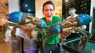 Monster-Sized SINGAPORE CHILLI CRAB!! 🦀 Original + Best Chilli Crabs in Singapore!!