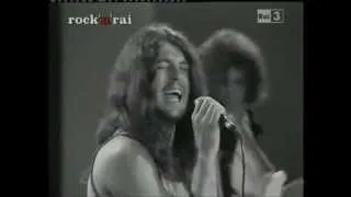 Ritchie Blackmore / Deep Purple 1971 Italian TV RAI 3  "Strange Kind Of Woman"