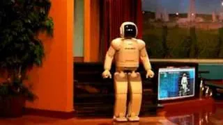 Honda ASIMO walks up and down stairs, RUNS