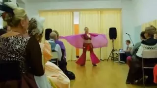 Восточный танец. Новогодняя Гостиная в Онежском.Зоя Максименко