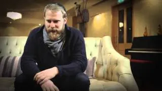 Singer-songwriter Alex Clare Shares His Journey of Keeping Shabbat.