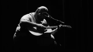 Half an hour of JOHN MORELAND live@Paradiso Amsterdam 2017