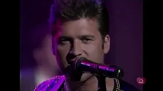 Billy Ray Cyrus - The Fastest Horse In A One-Horse Town(1995)(Music City Tonight 720p)