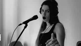 Amy Winehouse - Back To Black (Vocal Cover @AlternativeEntity)