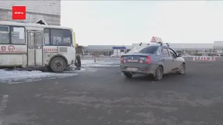 В два раза меньше курсантов смогли сдать экзамен в автошколы по новым правилам