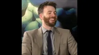 All Chris Evans laughing 😆