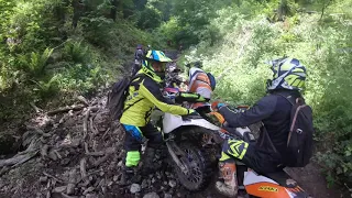 Ampoita hard enduro