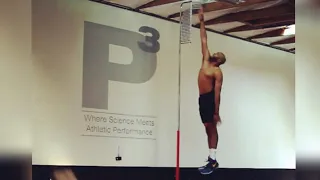 Vince Carter BOUNCE at 42 years old!