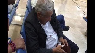 López Obrador estrena cartera previo al debate