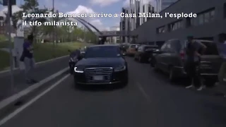 Bonucci al Milan l'arrivo a CasaMilan (14Luglio2017)Bonucci arrival at CasaMilan