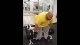 Suge Knight lifting over 500 pounds weight deadlift!