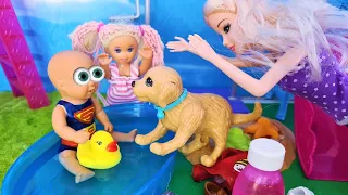 SWIMMING IN THE DOG POOL🐶😹 Katya and Max are a fun family! Funny dolls Darinelka TV
