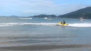 Manobras de Jet ski Sea Doo Gti