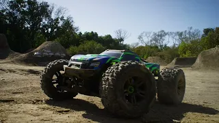 MAXX Dirt & Mud Jumps | @Traxxas