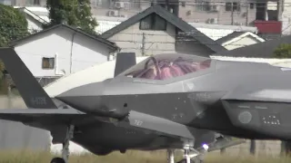 今日の小牧基地はお祭り騒ぎ。F- 2×4機　F -35A×2機　F -15×1機　T -4×1機