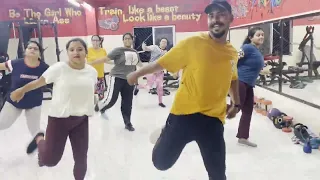 Chal Chaiya Chaiya song dance fitness #dance #dancefitness #fitnesslifestyle #trending #viral