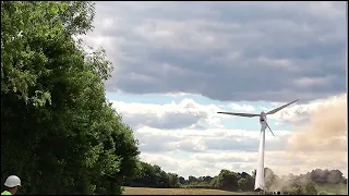 💥Perfect💥 Sprengung einer Windkraftanlage /Pömbsen bei Bad Driburg