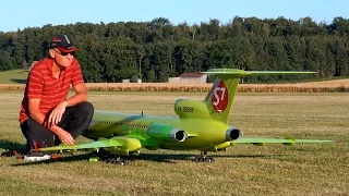 TUPOLEV TU-154-M S7 SIBERIA AIRLINES GIANT RC AIRLINER MODEL JET DEMO FLIGHT / RC Airshow 2015