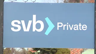 SVB customers in Mass. scramble to get money out of branches