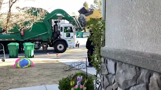Garbage truck cabinet pick up fail