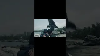 OMG! A giant shark fell from the sky which can really run on land | Land Shark | YOUKU MONSTER MOVIE