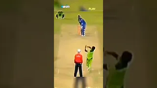 Shoaib Akhtar messed with harbhajan Singh 🔥