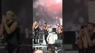 Ana Mena canta Llorando en La Disco en vivo (BOMBASTIC Asturias estadio) 😢💿