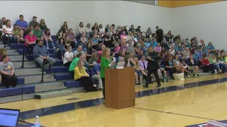 Community frustrated after school board decides not to renew beloved principal's contract