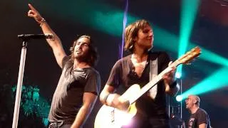 Keith Urban & Jake Owen - Jack and Diane Fort Wayne Jul 31/11