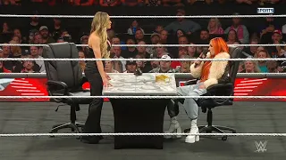 Firma de Contrato entre Becky y Trish Stratus Night of Champions 2023 - WWE Raw 22/05/2023 (Español)