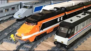 LEGO 4558/10001 Metroliner and 10233 Horizon Express on long curves