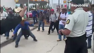 Bloqueos en Guatemala: manifestantes veteranos se enfrentan a policías con machetes