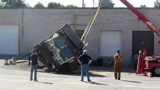Epic Fail!  Runaway Garbage Truck  !!