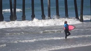 Alyssa Spencer Surfs the 2021 Super Girl Pro