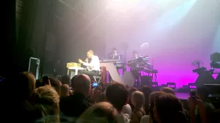 Stromae talking before Tous Les Memes Melkweg Amsterdam 21-12-2013