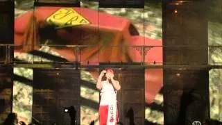 Eminem Live from New York City 2005 part 1