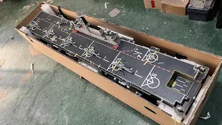 Arkmodel 1/100 075 Amphibious Assault Ship With Helicopters Dock Smoke Radar Rotation full function