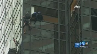 Police grab man climbing Trump Tower in New York City