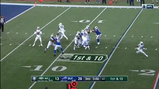 Every Sam Darnold PASS and RUSH in 2018 Week 14 vs Buffalo