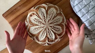 How to Score Sourdough Bread - Full Tutorial