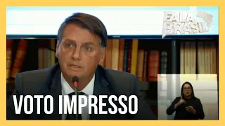 Bolsonaro volta a levantar suspeita de fraudes nas urnas eletrônicas