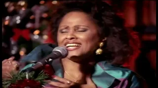 Darlene Love   All alone on Christmas