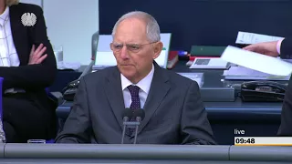 Bundestag, Bundestagspräsident Wolfgang Schäuble eröffnet Debatte: Deutsch als Landesprache