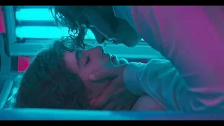 Kissing Ending Scene (Kathryn Newton & Cole Sprouse) - Lisa Frankenstein (2024)