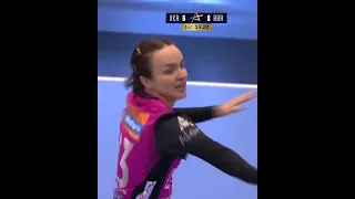 Anna Vyakhireva. She's circled and scored