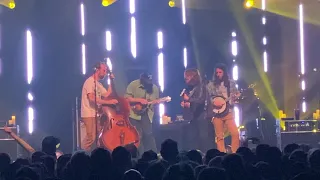 Billy Strings “Dust in a Baggie” into “Back on the Train” (Phish) Live at Roadrunner, Boston 3/15/22