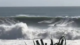 BIG WAVES SURF [Raw Footage]!!  Surfing Cyclone Uesi 14/2/2020 in Gold Coast, Burleigh Heads.